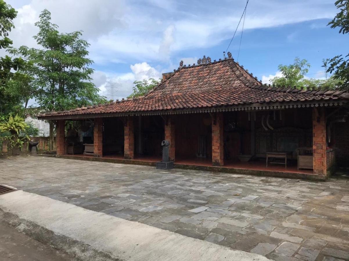 Legiyem Homestay Yogyakarta Luaran gambar